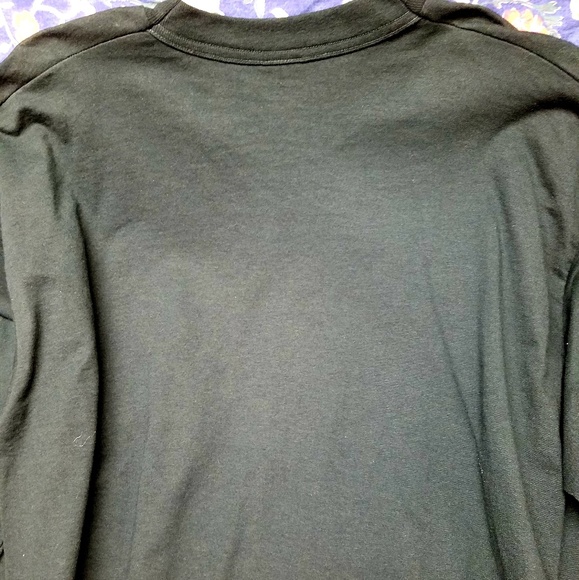 Women's long sleeve t-shirt NWOT - Picture 2 of 3